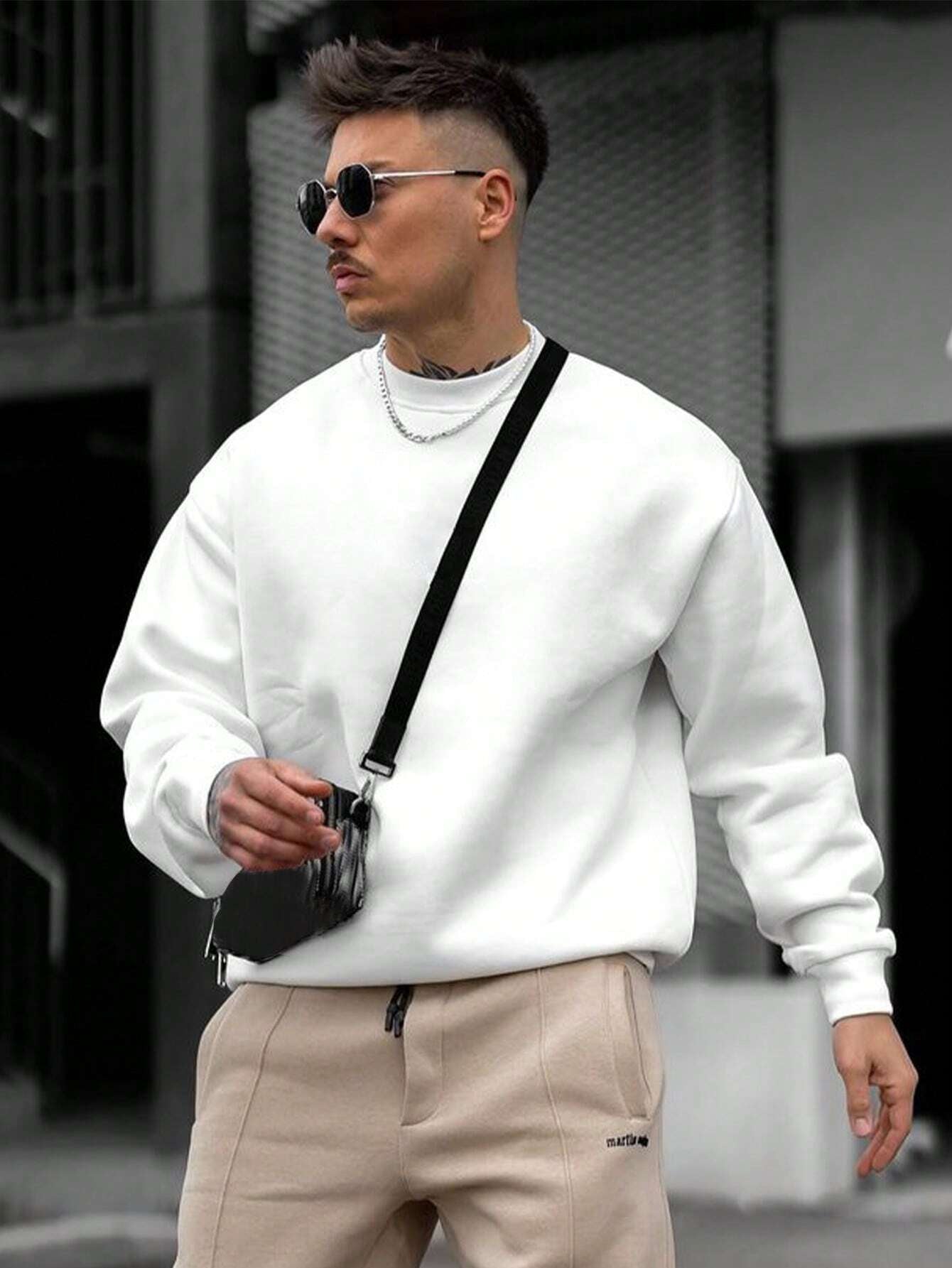 Men Solid Drop Shoulder Sweatshirt, for Fall, Long Sleeve Top